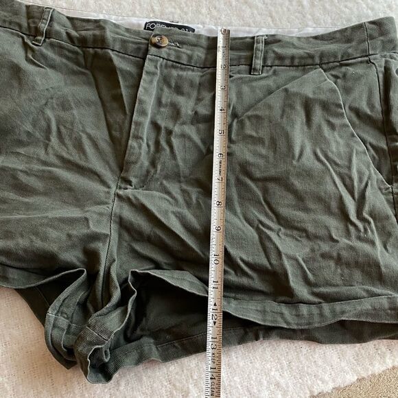 Forever 21+ Forest Green Shorts Size 14 Plus Size - Picture 5 of 6